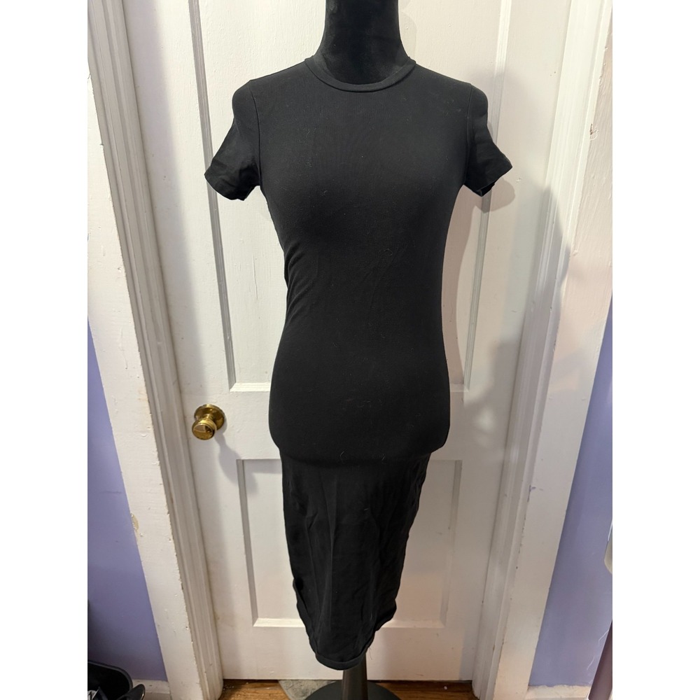 Forever 21 Black Short Sleeve Bodycon Dress in S - Picture 1 of 1